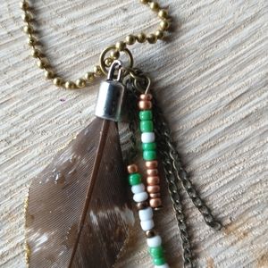 Turkey feather pendent necklace